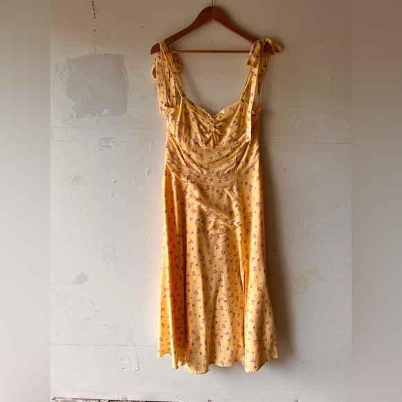 Bardot Yellow Floral Ditsy Tie Shoulder Dress - Picture 2 of 7